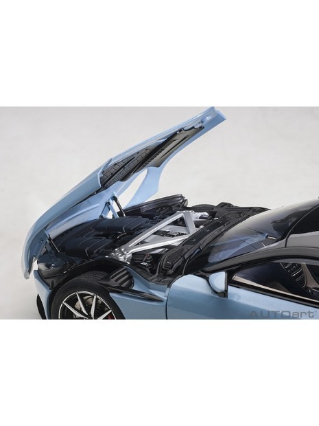 Aston Martin DB11 1/18 AUTOart AUTOart - 30