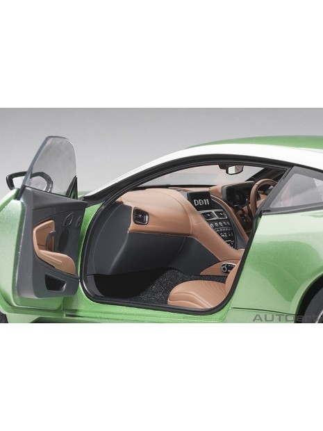 Aston Martin DB11 1/18 AUTOart AUTOart - 60