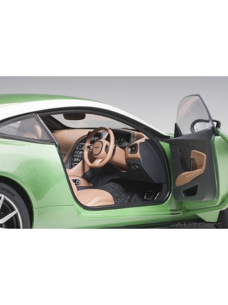 Aston Martin DB11 1/18 AUTOart AUTOart - 61