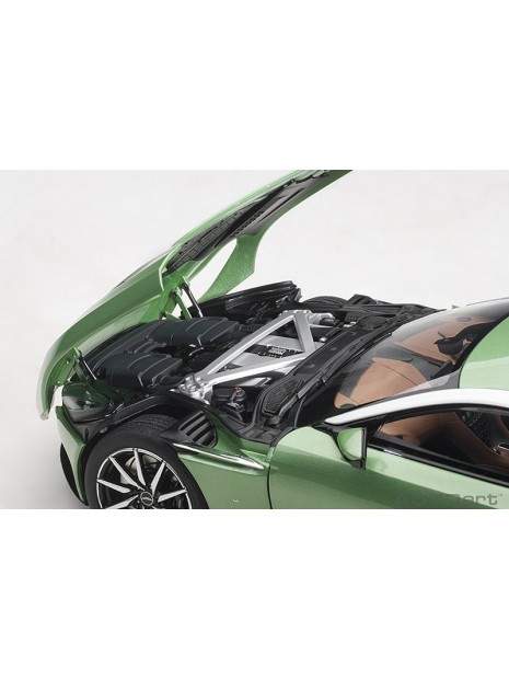 Aston Martin DB11 1/18 AUTOart AUTOart - 62