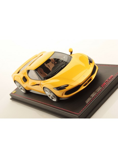 Ferrari 296 GTB (Giallo Tristrato) 1/18 Collezione MR MR Collection - 3