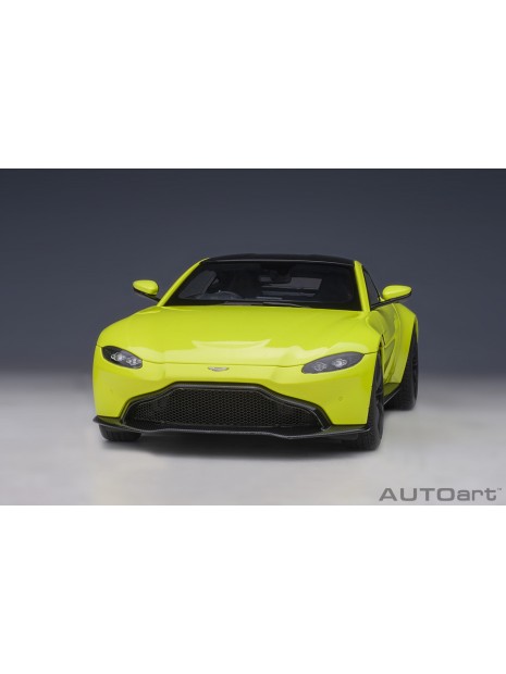 Aston Martin Vantage 2019 1/18 AUTOart AUTOart - 67