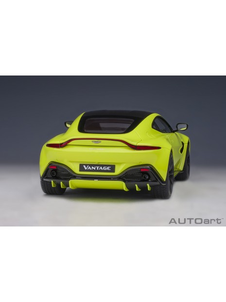 Aston Martin Vantage 2019 1/18 AUTOart AUTOart - 68