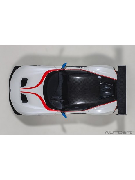 Aston Martin Vulcan 1/18 AUTOart AUTOart - 11