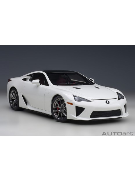 Lexus LFA 2010 (Blanc/Carbon) 1/18 AUTOart AUTOart - 1