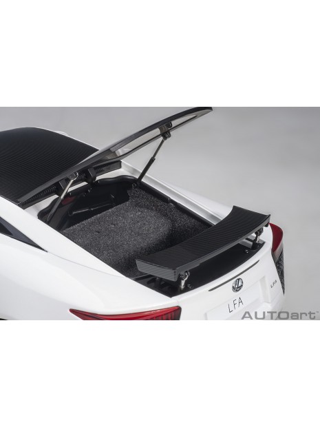 Lexus LFA 2010 (Blanc/Carbon) 1/18 AUTOart AUTOart - 17
