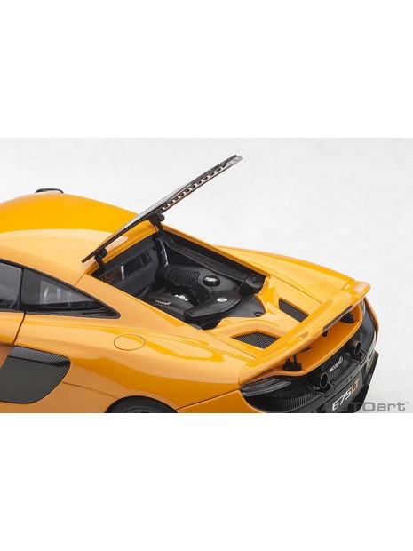 McLaren 675LT 2016 1/18 AUTOart AUTOart - 53