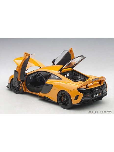 McLaren 675LT 2016 1/18 AUTOart AUTOart - 56