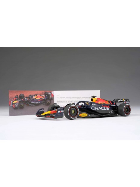 Oracle Red Bull Racing RB19 - Max Verstappen - 1/18 Amalgam Amalgam Collectie - 8
