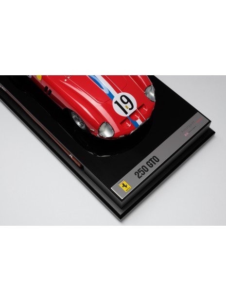 Ferrari 250 GTO Le Mans 1962 1/18 Amalgam Collezione Amalgam - 8