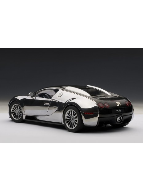 Bugatti Veyron purosangue 1/18 AUTOart AUTOart - 4