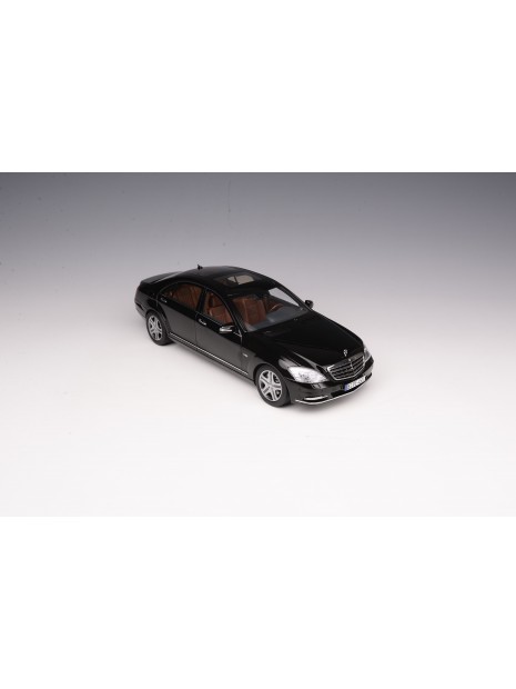 Mercedes-Benz S-Class S600L (W221) 1/18 Motorhelix Motorhelix - 4