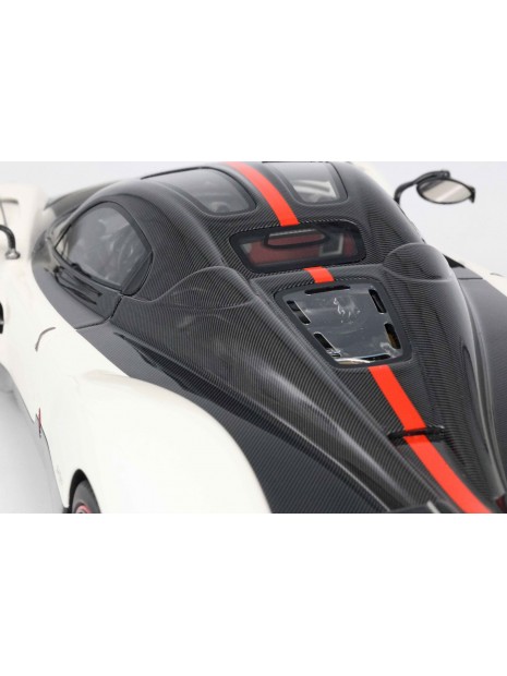 Pagani Utopia (Bianco Benny) 1/18 BBR BBR Models - 6