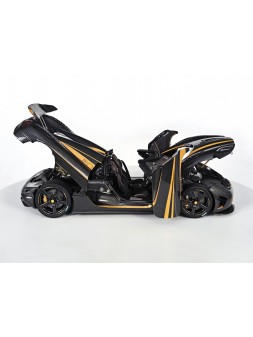 Koenigsegg Agera S Hundra (Carbon Gold) 1/18 FrontiArt FrontiArt - 2