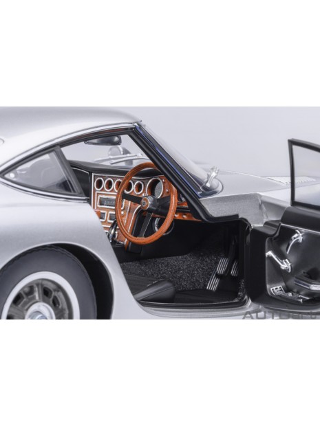 Toyota 2000GT 1967 1/18 AUTOart AUTOart - 34
