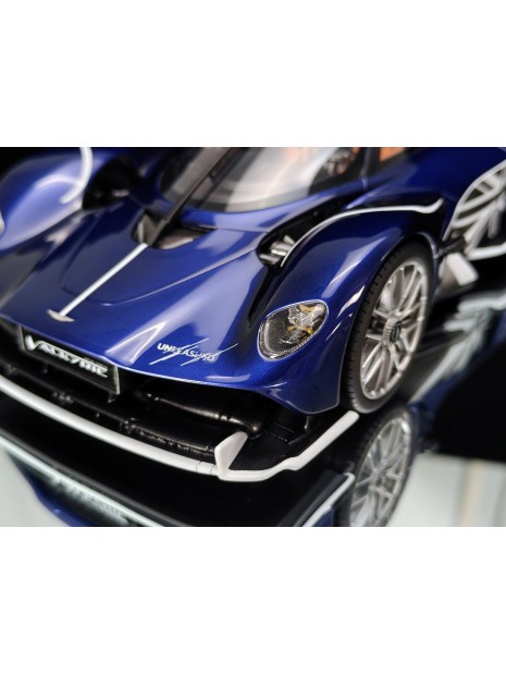 Aston Martin Valkyrie (Sabiro Blue) 1/18 FrontiArt FrontiArt - 12