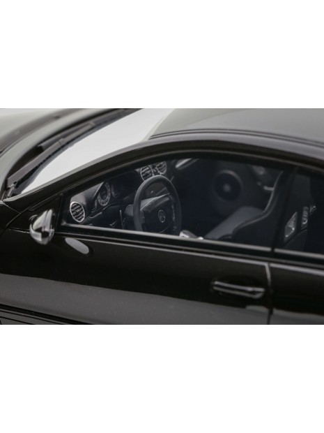 Mercedes-Benz C209 CLK DTM AMG Coupe 1/18 OttOmobile OttOmobile - 7