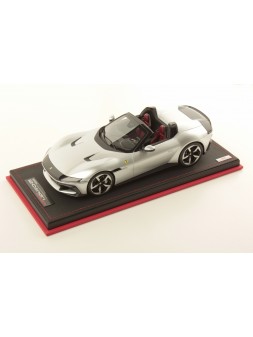 Ferrari 12 Cilindri Spider (Argento Nurburgring) 1/18 MR Collection MR Collection - 2