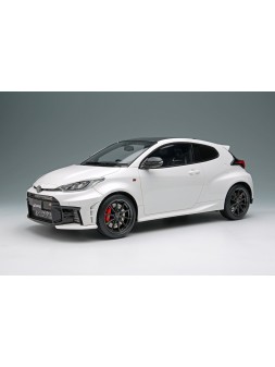 Toyota GR Yaris RZ High Performance 2024 (Super White 2) 1/18 Make Up Eidolon Make Up - 2