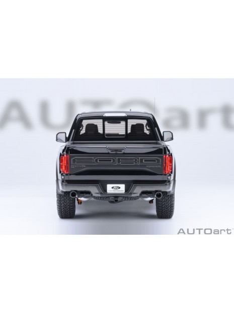 copy of Ford Focus RS 2016 1/18 AUTOart AUTOart - 17