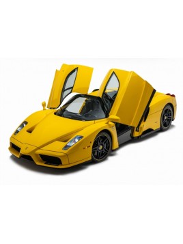 Ferrari Enzo (Giallo Modena) 1/18 BBR HE182507BDIE