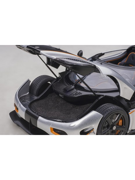 Koenigsegg Agera RS (Silber) 1/18 AUTOart AUTOart - 16