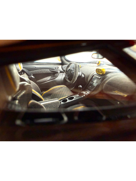 Koenigsegg Jesko (Carbon Gold) 1/18 FrontiArt FrontiArt - 8