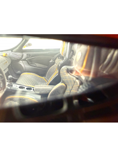 Koenigsegg Jesko (Carbon Gold) 1/18 FrontiArt FrontiArt - 9