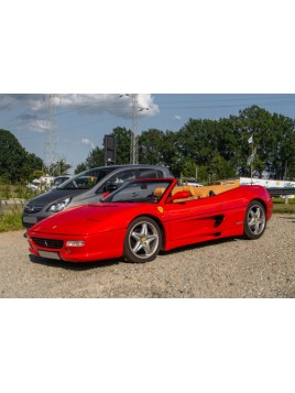 Ferrari F355 Spider (Rosso Corsa) 1/18 BBR