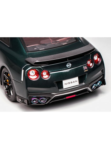 Nissan Skyline GT-R R35 Track Edition by Nismo T-Spec 1/18 Motorhelix Motorhelix - 4