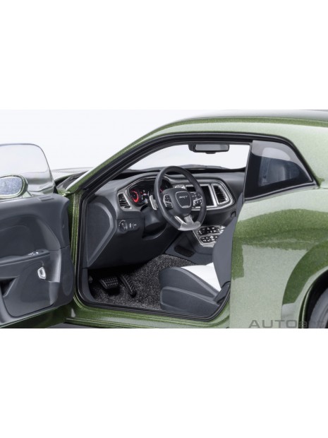 Dodge Challenger SRT Jailbreak 2022 1/18 AUTOart AUTOart - 71