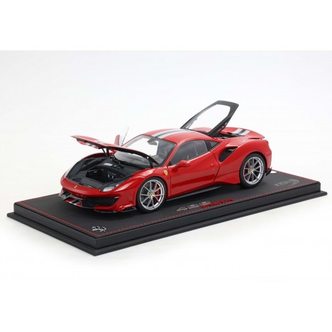 Ferrari 488 Pista (Rosso corsa) 1/18 BBR BBR Models - 1