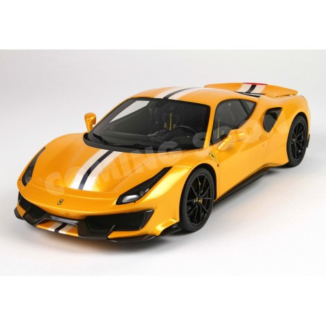 Ferrari 488 Pista (Giallo Tristrato) 1/18 BBR BBR Models - 1