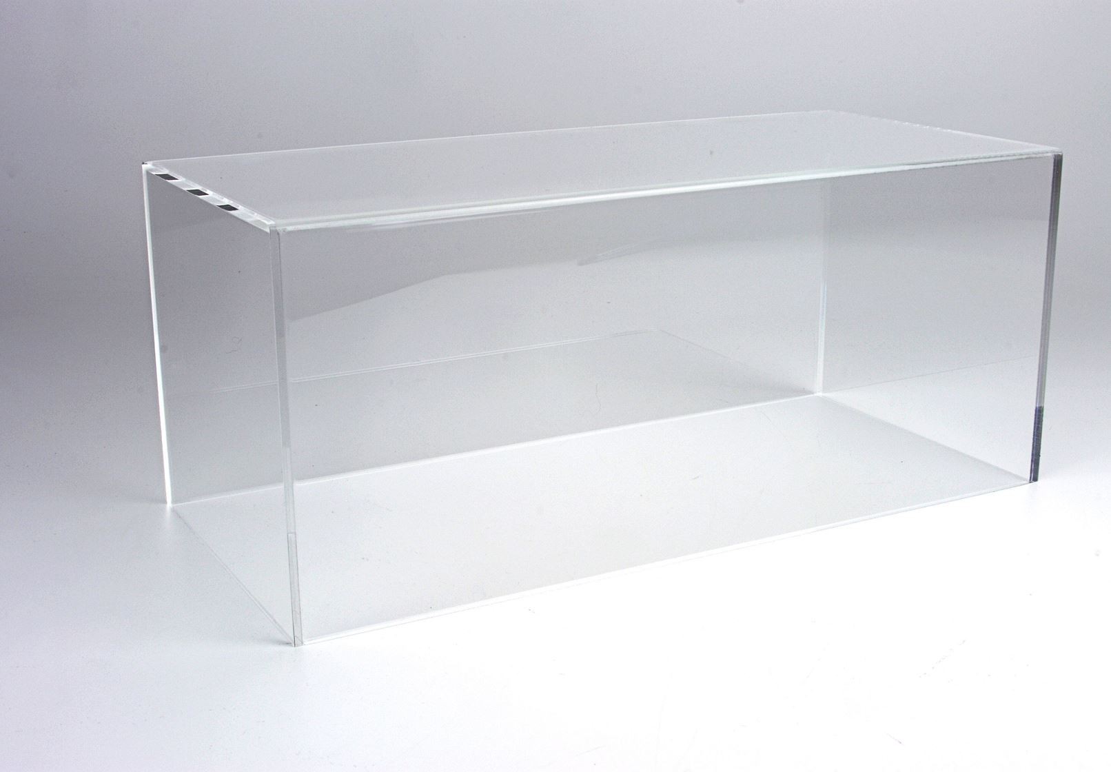 Vitrine Plexiglas BBR – 1/18 – Socle Cuir Rouge – VET1804A1