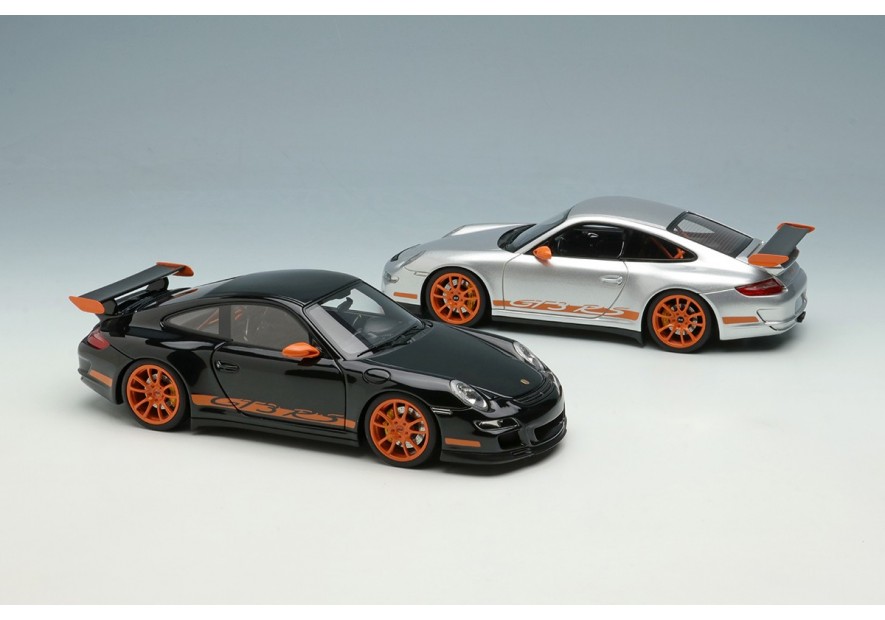 And Porsche created the 911 GT3 RS!